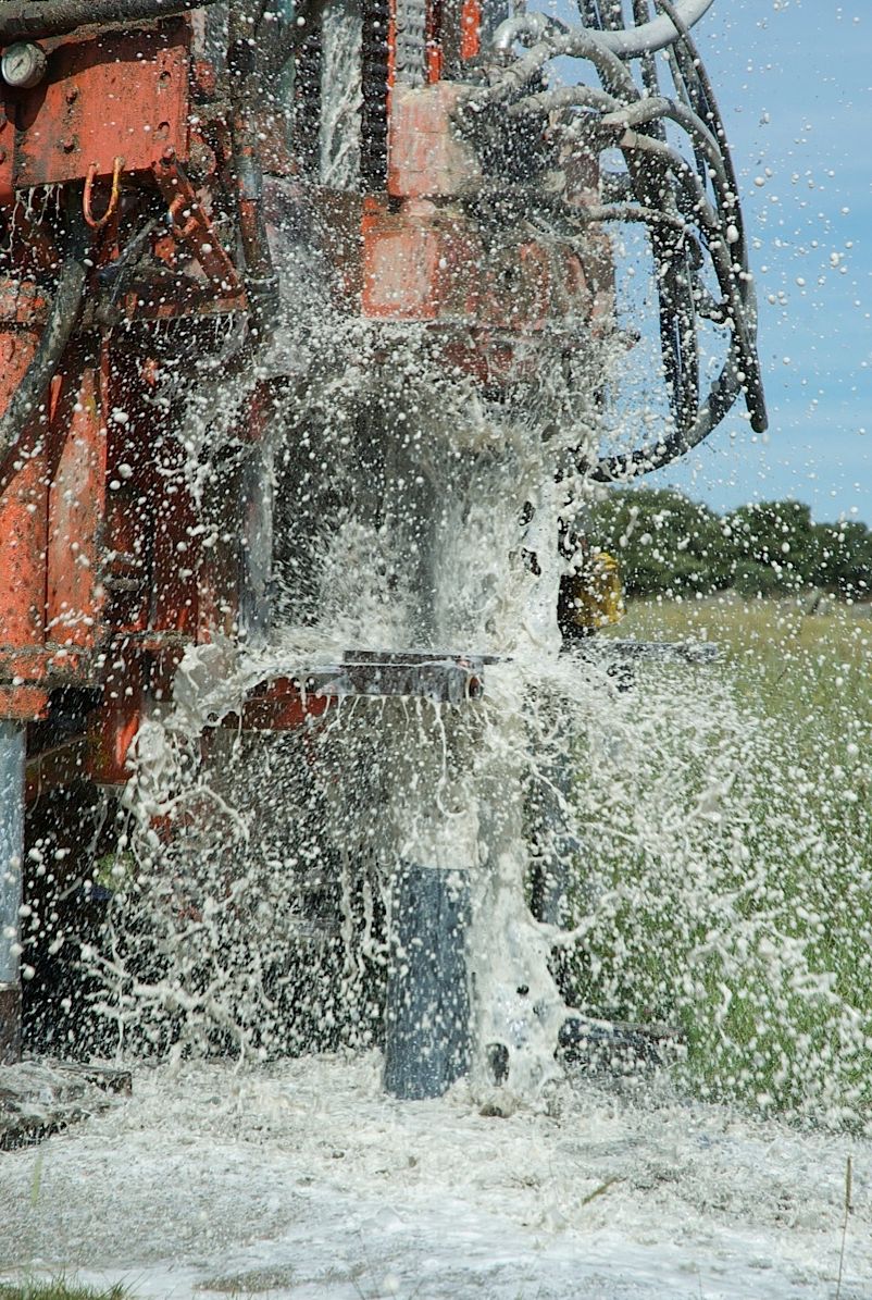 Perforaciones, pozos y sondeos en Baza
