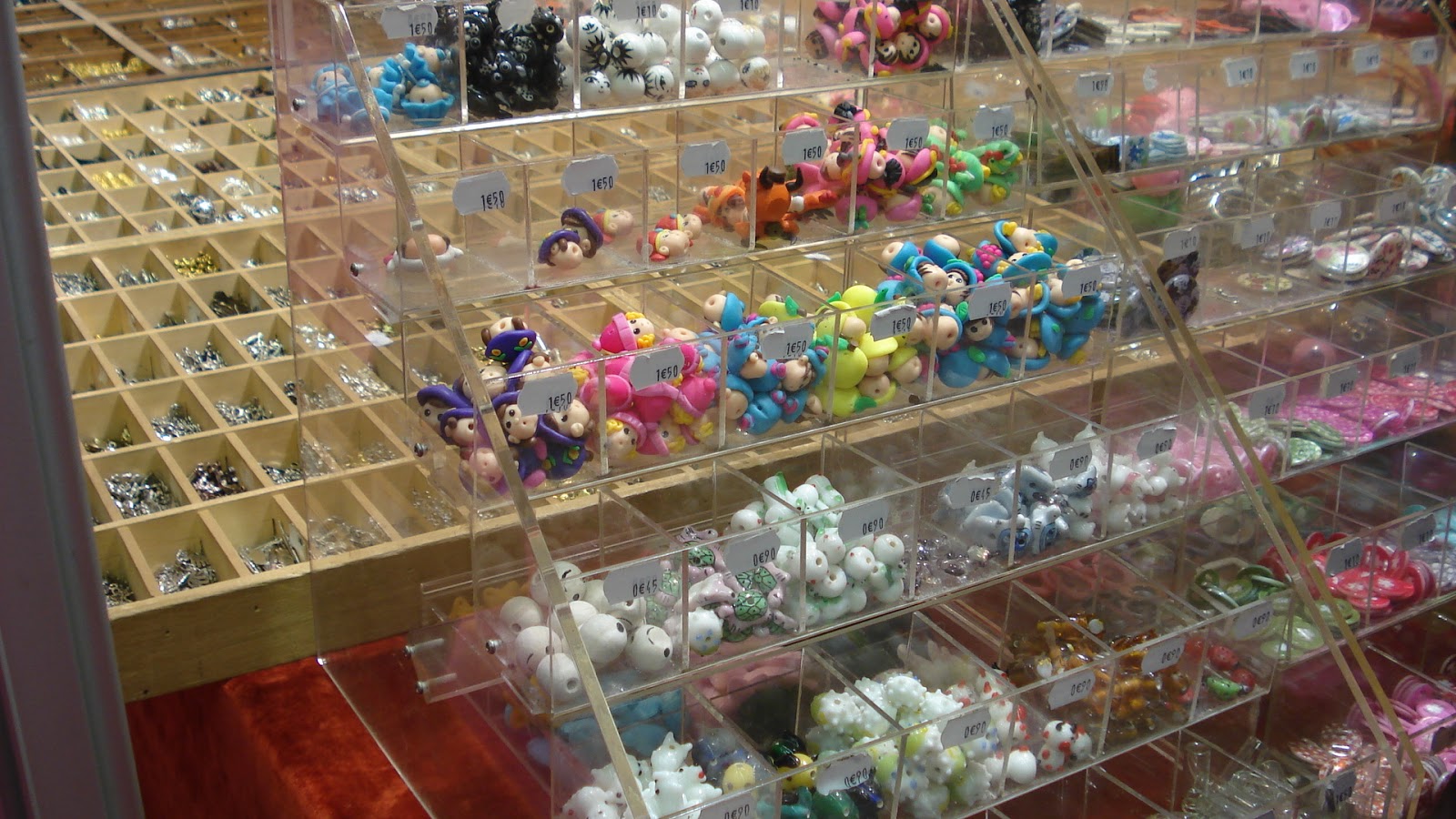 Tiendas de manualidades en Baza